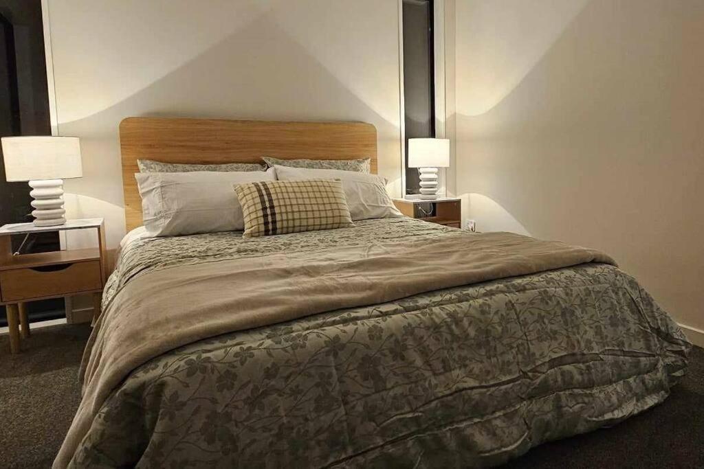 2-Bedroom Ensuite, Close To City, Comfortable, Accessible With Own Parking Christchurch Exterior photo